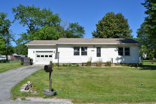 228 N Ash St, Maroa, IL, 61756-9226 | Card Image