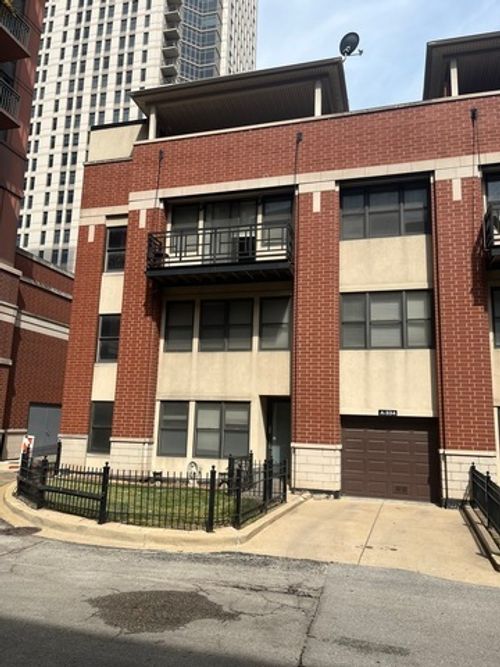 a-334 N Jefferson St, Chicago, IL, 60661-1153 | Card Image