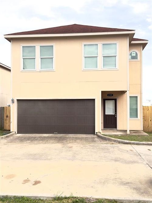 8709 Beviamo St, Houston, TX, 77031-1141 | Card Image