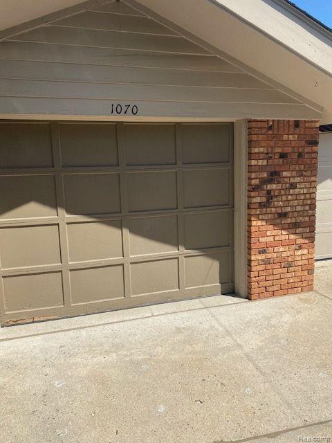 York St, Plymouth, MI 48170