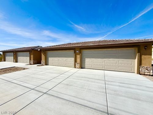 1-2560 E Ambush Street, Pahrump, NV, 89048 | Card Image