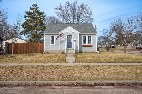 1622 Sherwin Ave, Eau Claire, WI, 54701-4376 | Card Image