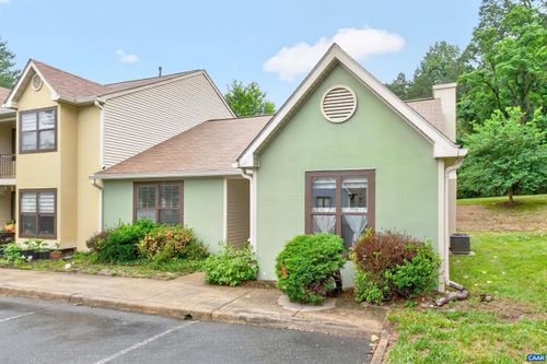 598 Pebblecreek Ct, CHARLOTTESVILLE, VA, 22901 | Card Image