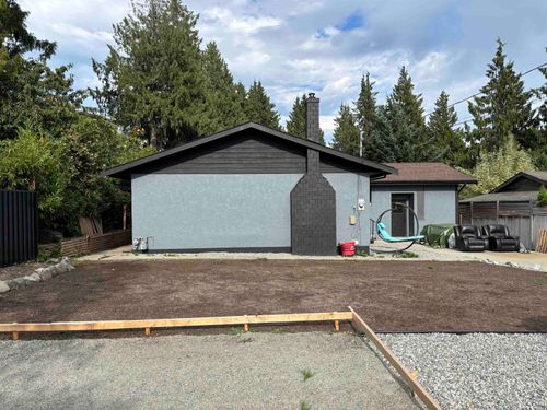 760 Brookside Pl, Gibsons, BC, V0N1V9 | Card Image