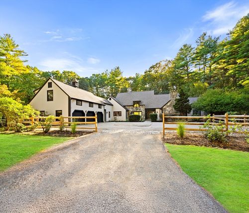 1437 Monument St, Concord, MA, 01742-5309 | Card Image