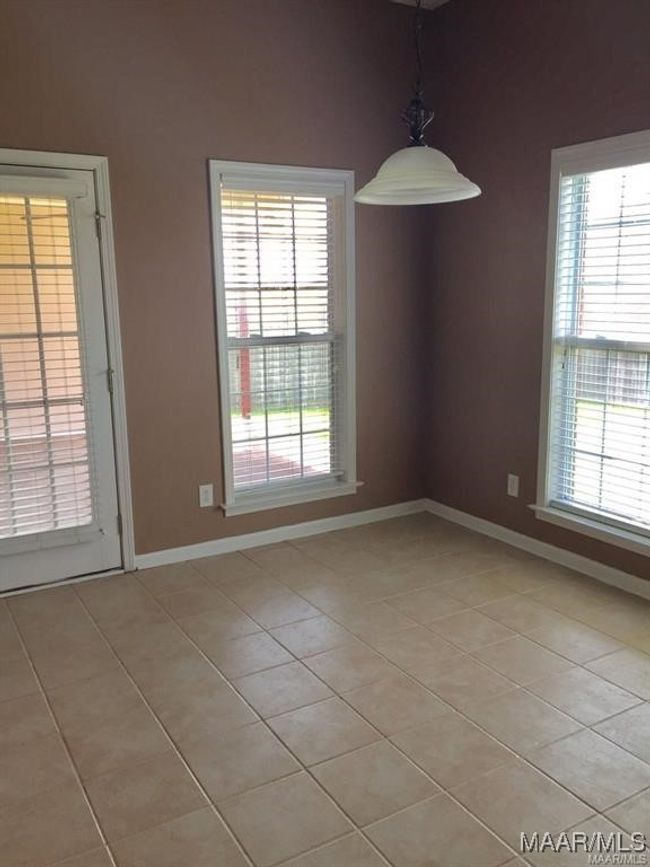1933 Chancellor Ridge Rd, House other with 4 bedrooms, 2 bathrooms and null parking in Prattville AL | Image 8