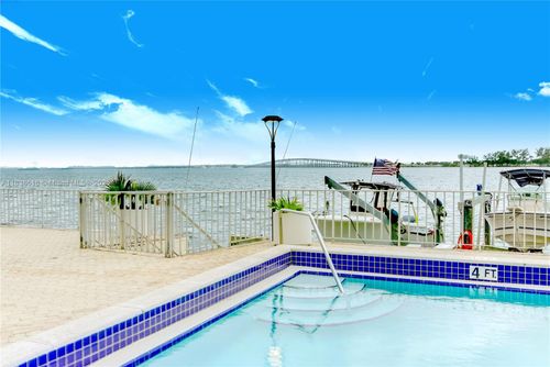 apt-22-2201 Brickell Ave, Miami, FL, 33129-2106 | Card Image