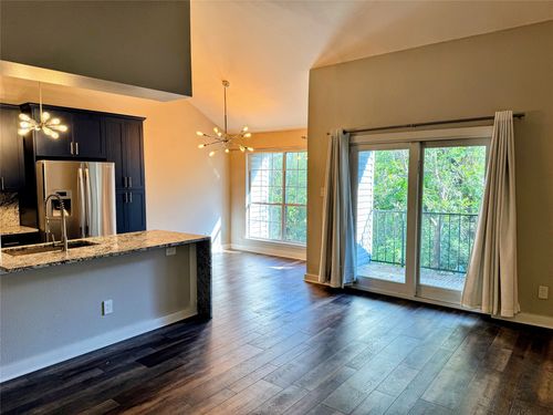 802-2506 Wedglea Dr, Dallas, TX, 75211-2096 | Card Image
