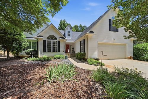 14057 E Camelia Ln, Seneca, SC, 29678-4502 | Card Image