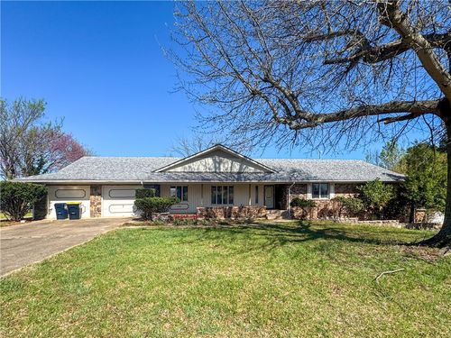 105 Magnolia St, Harrison, AR, 72601-4721 | Card Image