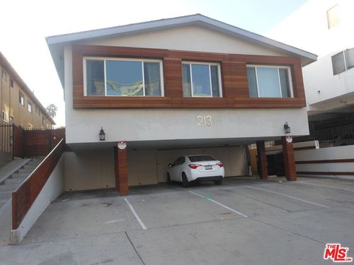 9-213 S Alexandria Avenue, Los Angeles, CA, 90004 | Card Image