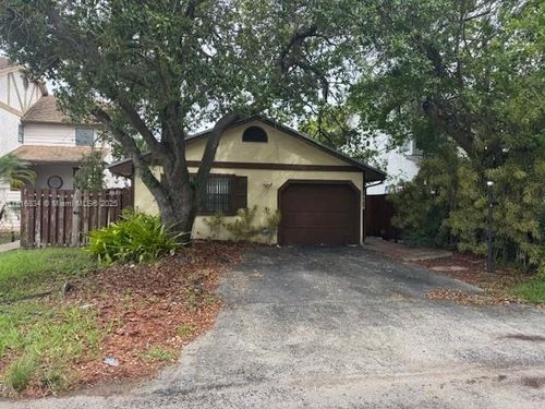 10626 Sw 148th Avenue Dr, Miami, FL, 33196-2453 | Card Image