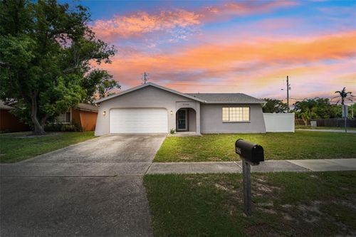 2086 Citrus Hill Ln, PALM HARBOR, FL, 34683-3201 | Card Image