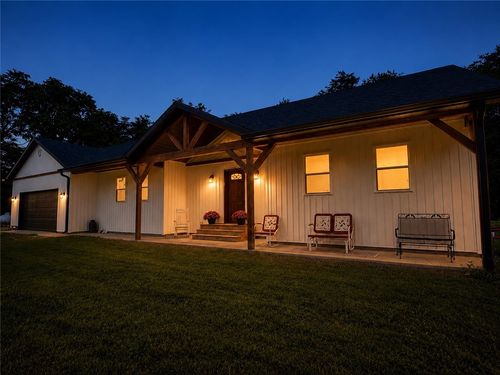 25760 E 1750th Rd, Marshall, IL, 62441-4026 | Card Image