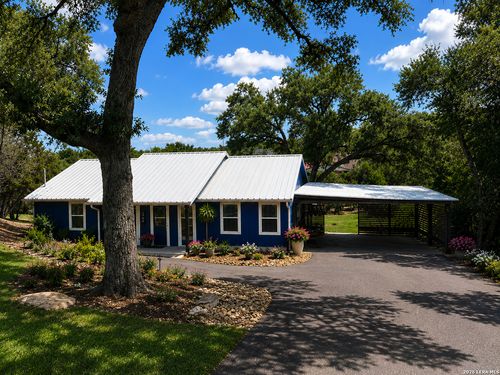 963 Deer Run Pass, Canyon Lake, TX, 78133-3872 | Card Image