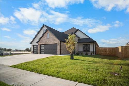 1130 Canyon Maple St, Centerton, AR, 72719-3005 | Card Image