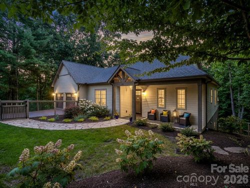 122 Cisco Rd, Asheville, NC, 28805-1311 | Card Image