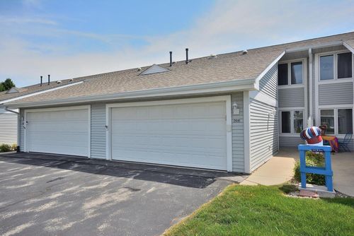 3-306 Hartford Square, Hartford, WI, 53027 | Card Image