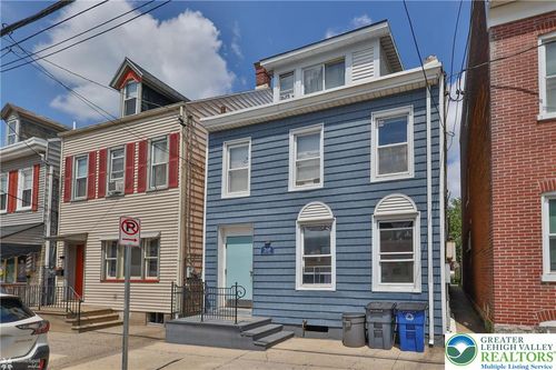 209 Cattell St, EASTON, PA, 18042-7611 | Card Image