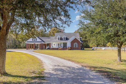 1555 Big Swamp Rd, Pamplico, SC, 29583-5433 | Card Image