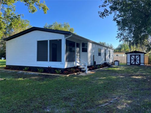 45518 Oak St, Paisley, FL, 32767-9572 | Card Image