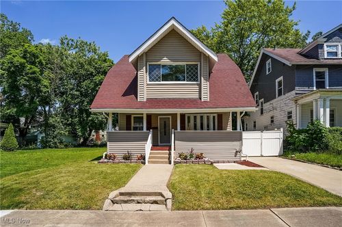 359 Beechwood Dr, Akron, OH, 44320-2301 | Card Image