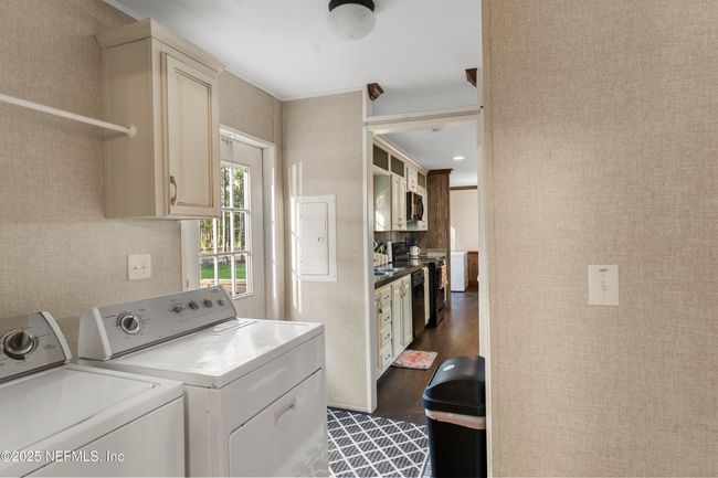 14310 Boyce Rd, House other with 3 bedrooms, 2 bathrooms and null parking in Glen St. Mary FL | Image 12