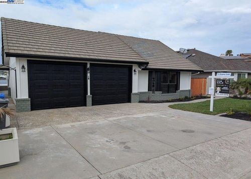 5653 Drakes Dr, Discovery Bay, CA, 94505-9373 | Card Image