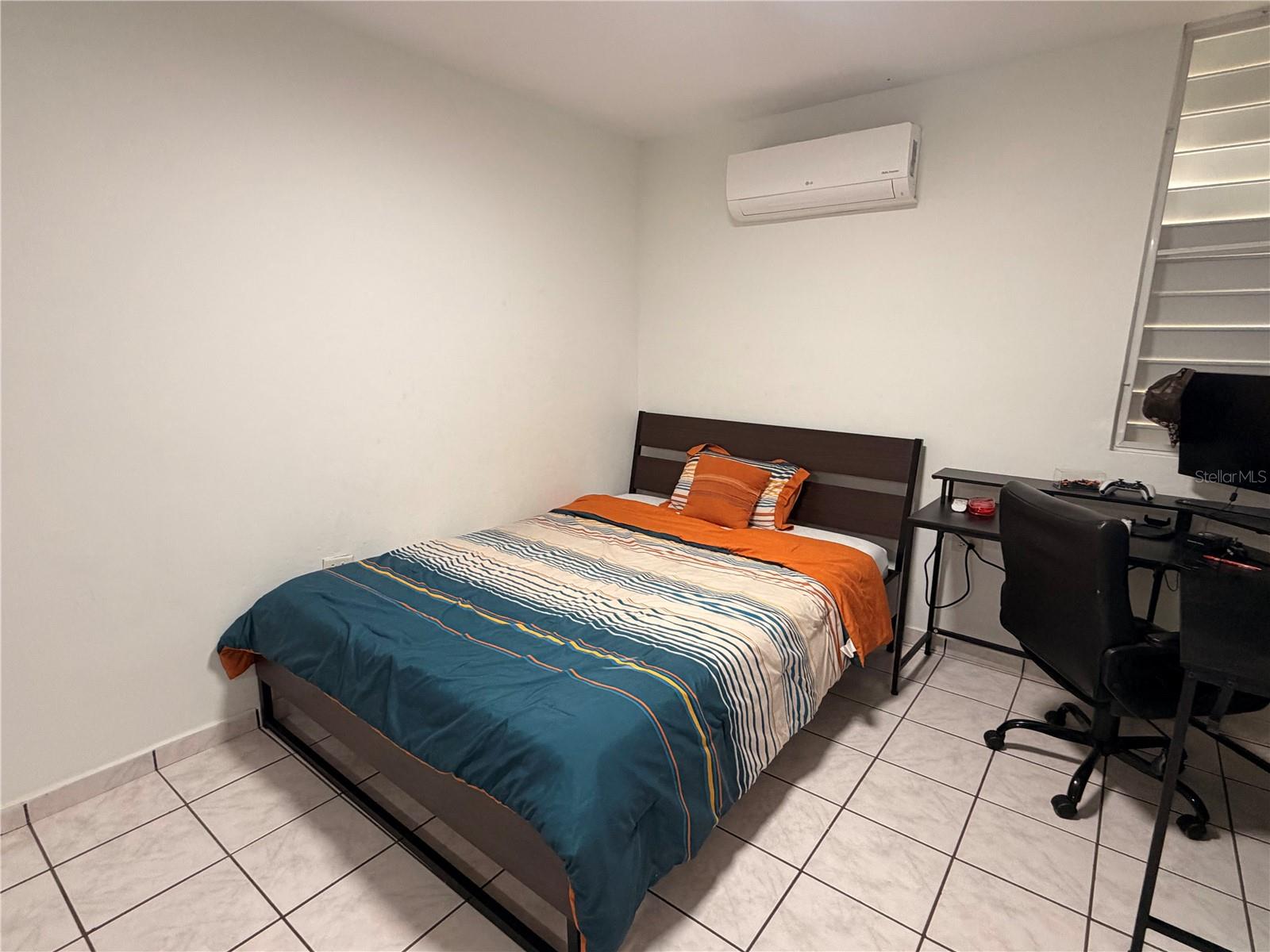 Residential Lease en alquiler en SANTA ISABEL, 15419 CALLE FLAMBOYAN URB. PASEOS DE JACARANDA, 1528 m²