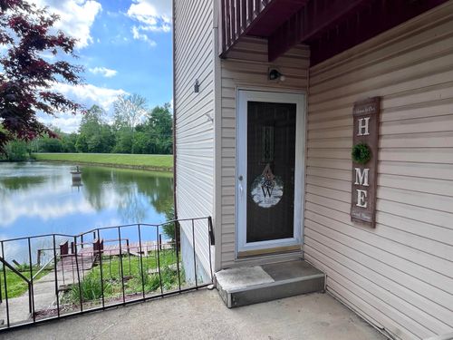 10-40 Fairway Ct, Perry Park, KY, 40363 | Card Image