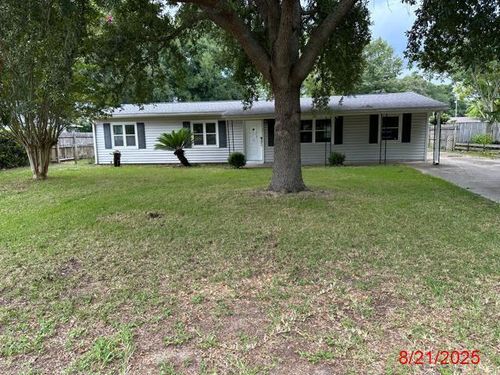 35 Maples St Nw, Fort Walton Beach, FL, 32548-4832 | Card Image