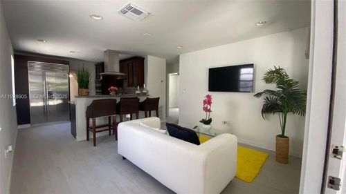 1947 Garfield St, Hollywood, FL, 33020-3117 | Card Image