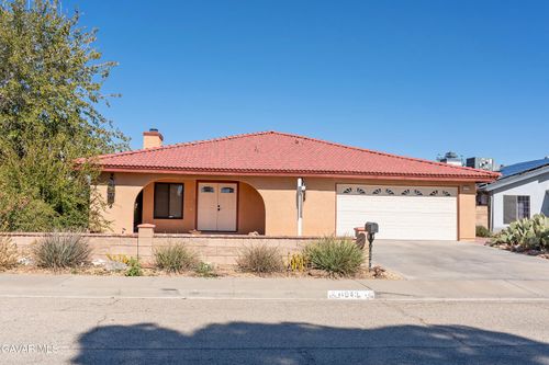 11043 Rome Beauty Dr, California City, CA, 93505-2341 | Card Image