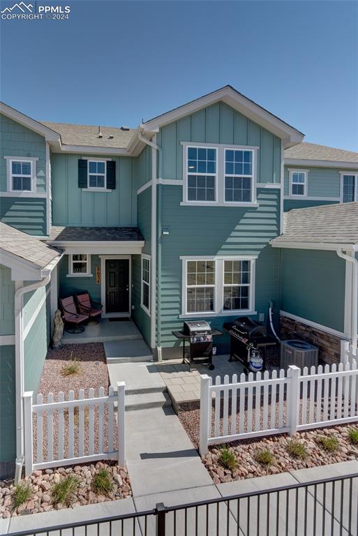 Laurel Mountain Vw, Colorado Springs, CO 80924