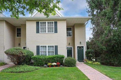 1039 Savoy Drive, Huntington, NY, 11747 | Card Image