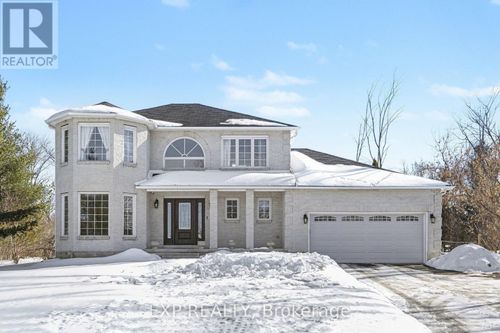 1284 Old Carriage Lane, Winchester, ON, K0C2K0 | Card Image