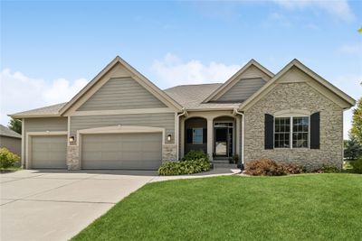 4015 Sw 5th Court, Home with 5 bedrooms, 2 bathrooms and null parking in Ankeny IA | Image 1