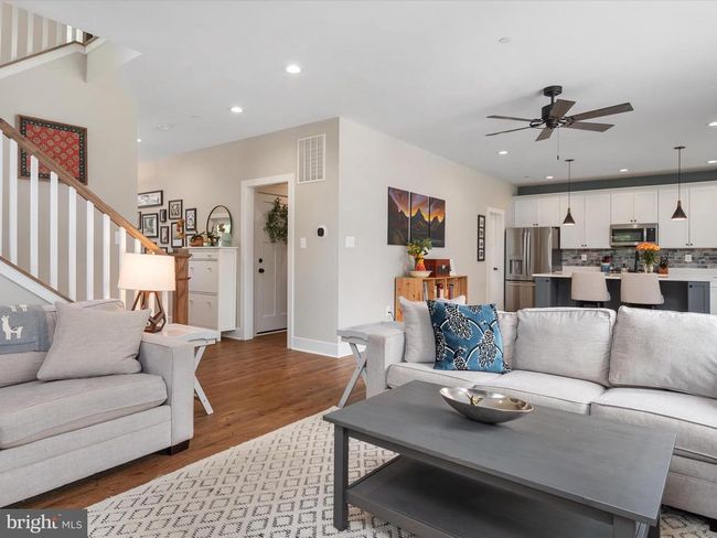 4002 Dark Horse Way, House other with 4 bedrooms, 3 bathrooms and null parking in Edgewater MD | Image 4