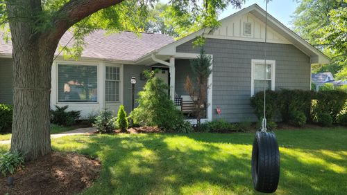 51 Burgess Rd, Geneva, IL, 60134-1909 | Card Image