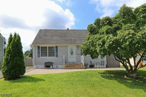 124 Conklin St, South Plainfield, NJ, 07080-3608 | Card Image