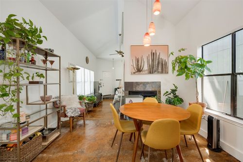 1211 Gingerlily Cv, Austin, TX, 78745-3812 | Card Image