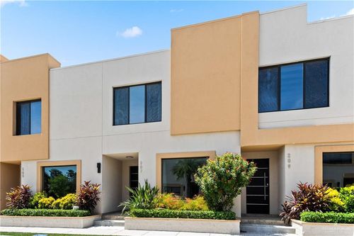 207 Canary, McAllen, TX, 78504 | Card Image