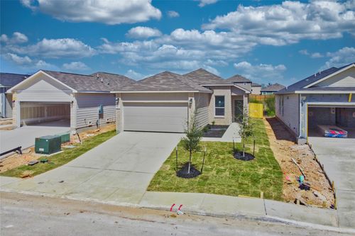 3423 Old Almonte Dr, San Antonio, TX, 78224-2425 | Card Image