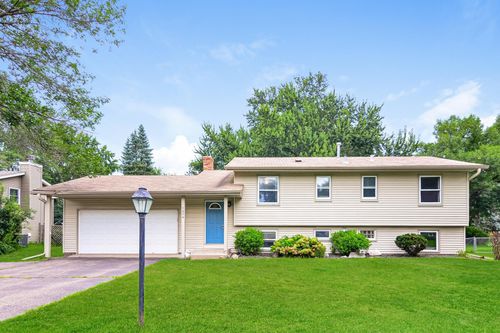 7974 June Ave N, Brooklyn Park, MN, 55443-2621 | Card Image