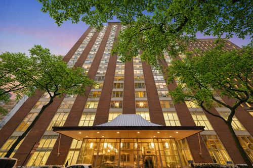 apt-18d-1325 N State Pkwy, CHICAGO, IL, 60610-6126 | Card Image