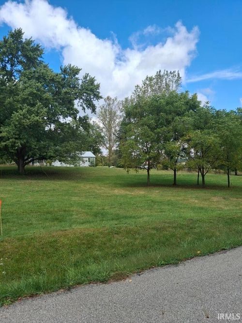 ** N Park Dr, Albion, IN, 46701 | Card Image