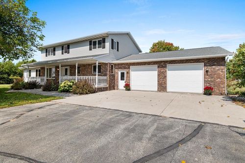 212 Apple Blossom Lane, FRANCIS CREEK, WI, 54220 | Card Image