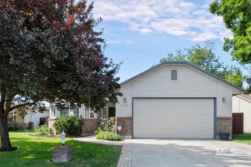 4147 W Pinoak Ct, Boise, ID, 83705-3228 | Card Image