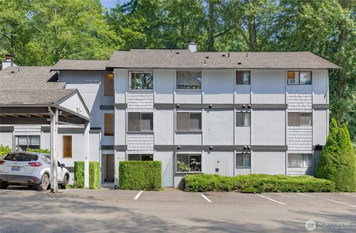 19100 61st Ave Ne, Kenmore, WA, 98028-3263 | Card Image