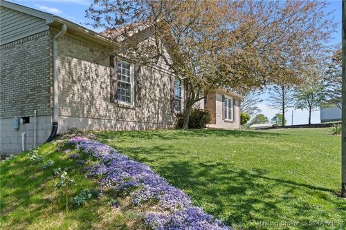 155 Mosley Ln, Bedford, KY, 40006-8451 | Card Image